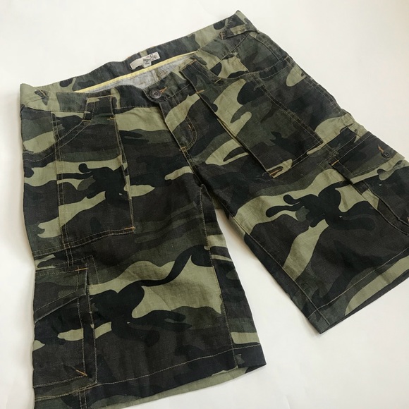 Joie Pants - Joie Camo Print 100% Linen Shorts pockets EUC